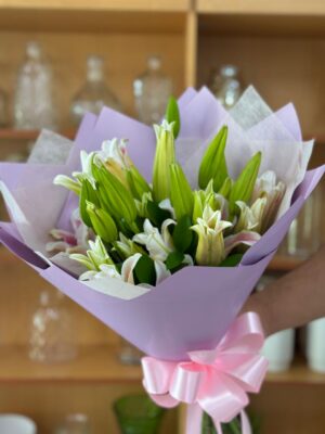 Lilies Deluxe